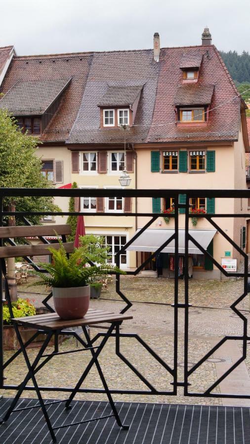 Ferienwohnung Im Historischen Stadttor Staufen im Breisgau Luaran gambar